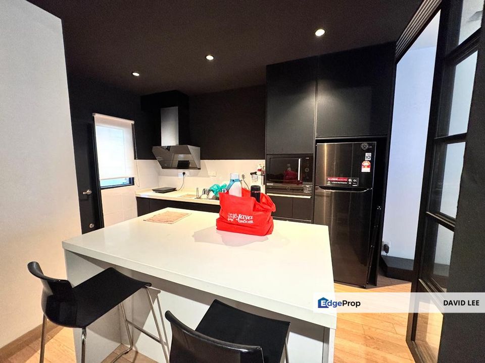 Garland, Kota Emerald, Rawang, Selangor, Rawang