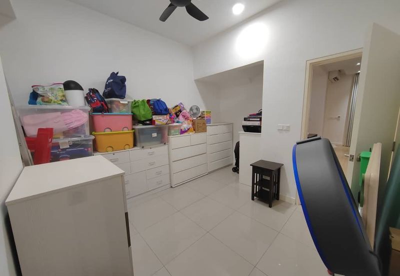 Fully Extended Garland 2 Kota Emerald Rawang