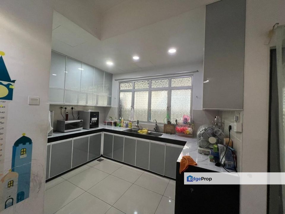 Coris, Kota Emerald, Rawang, Selangor, Rawang