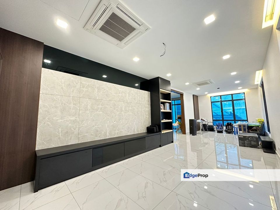 Fully Renovated Bungalow The Rise Kota Emerald Rawang, Selangor, Rawang