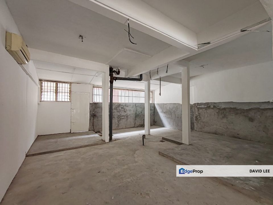 Below Market Taman Mayang SS25 PJ, Selangor, Petaling Jaya