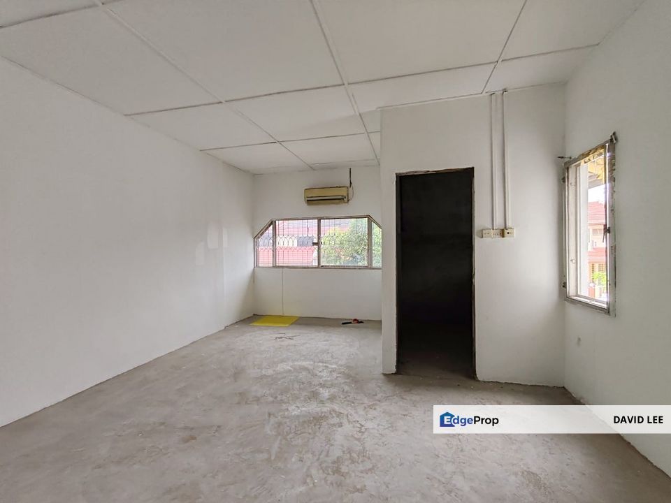 Below Market Taman Mayang SS25 PJ, Selangor, Petaling Jaya