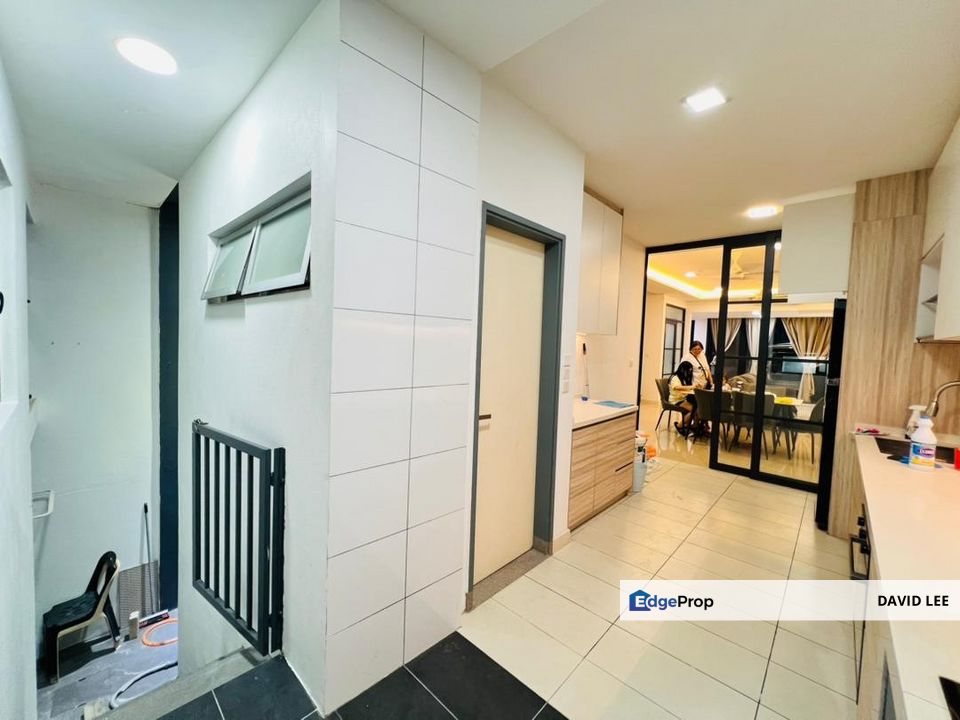 Garland, Kota Emerald, Rawang, Selangor, Rawang