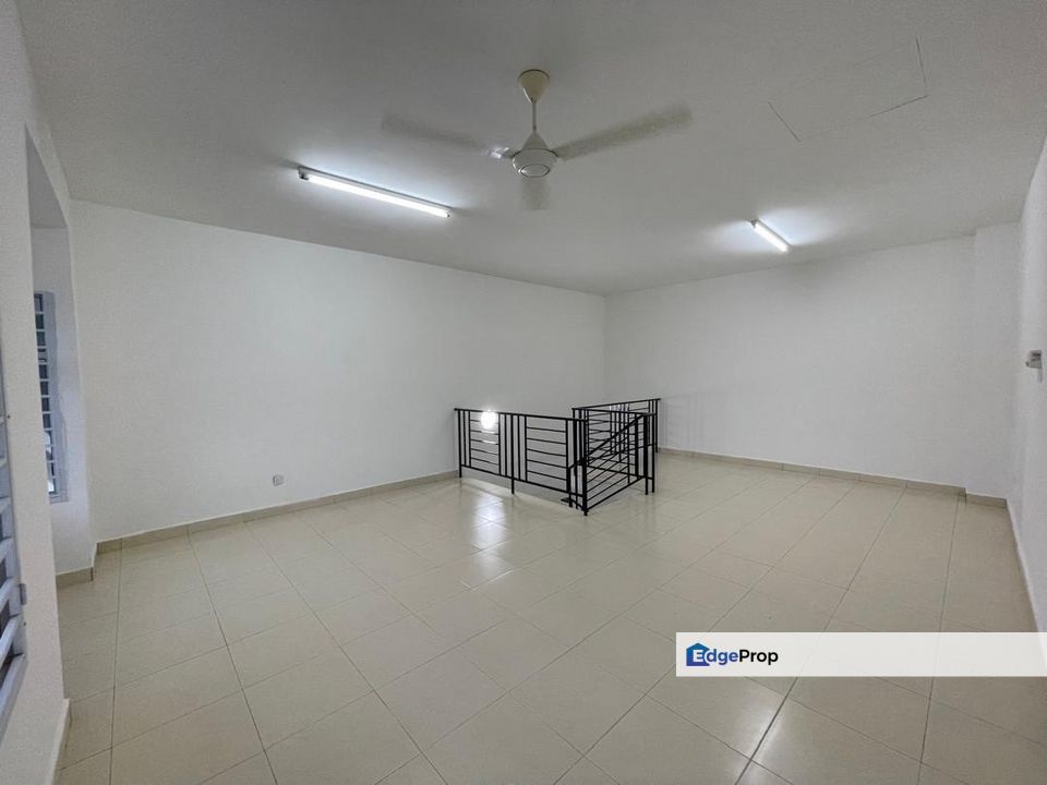 Senai Scientex Utama 2.5Storey House for Sale‼️, Johor, Senai