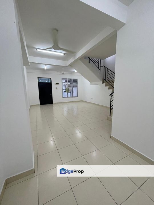 Senai Scientex Utama 2.5Storey House for Sale‼️, Johor, Senai