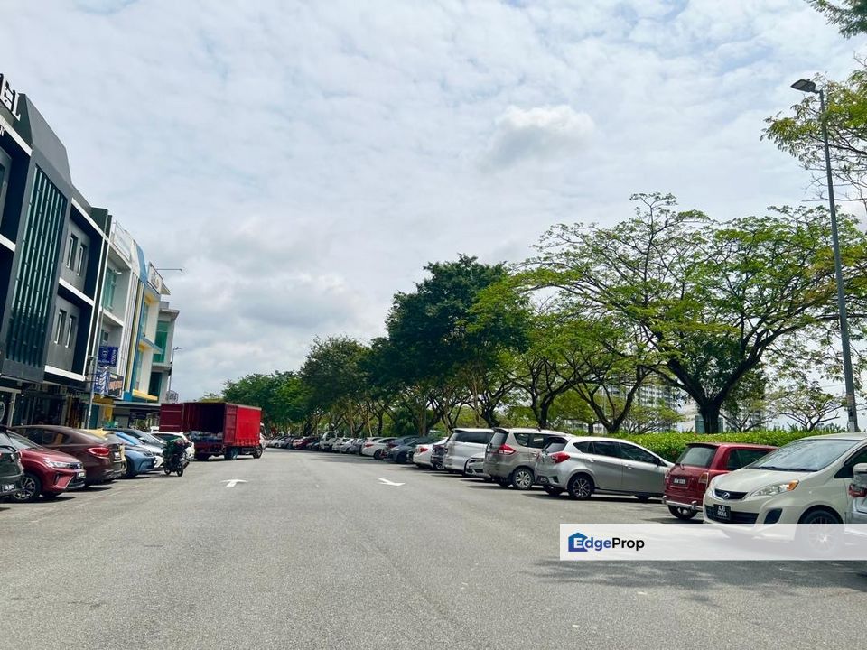 Nusa Idaman 3storey Shol Lot for Sale‼️, Johor, 