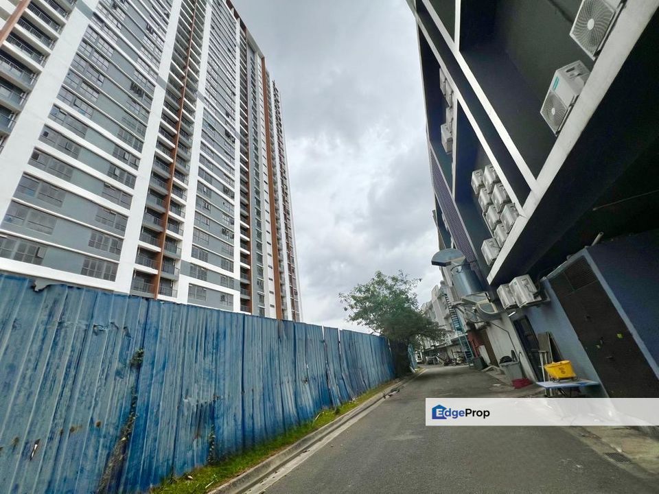 Nusa Idaman 3storey Shol Lot for Sale‼️, Johor, 