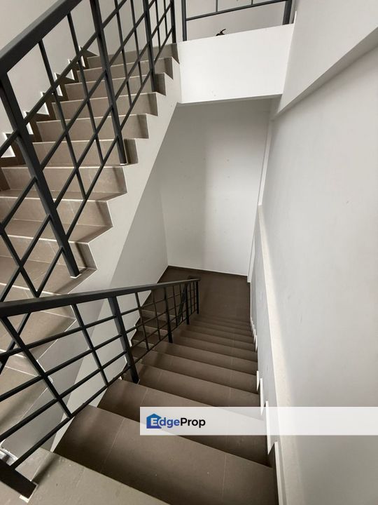 Taman Eko Perniagaan Office for REnT‼️, Johor, Johor Bahru