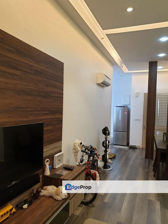 Austin Suites Apartment for Sale‼️ Corner Unit‼️, Johor, Johor Bahru