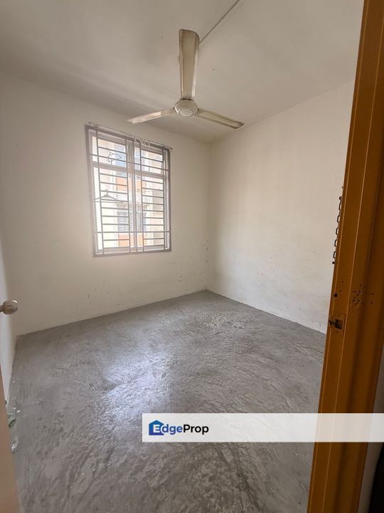 Bukit Indah Low Cost Flat for Sale‼️, Johor, 