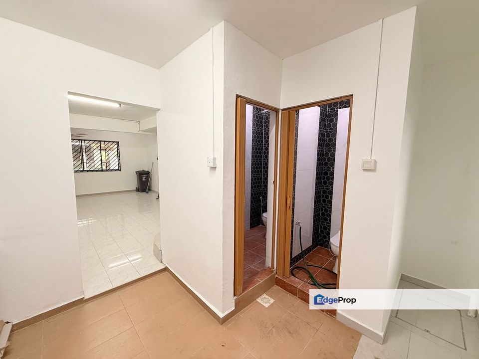 Desa Cemerlang 2Storey LOW Cost House for Sale‼️, Johor, Ulu Tiram