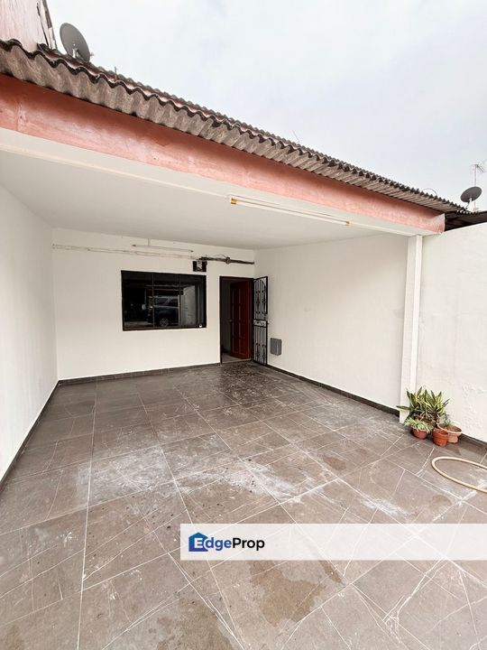 Desa Cemerlang 2Storey LOW Cost House for Sale‼️, Johor, Ulu Tiram