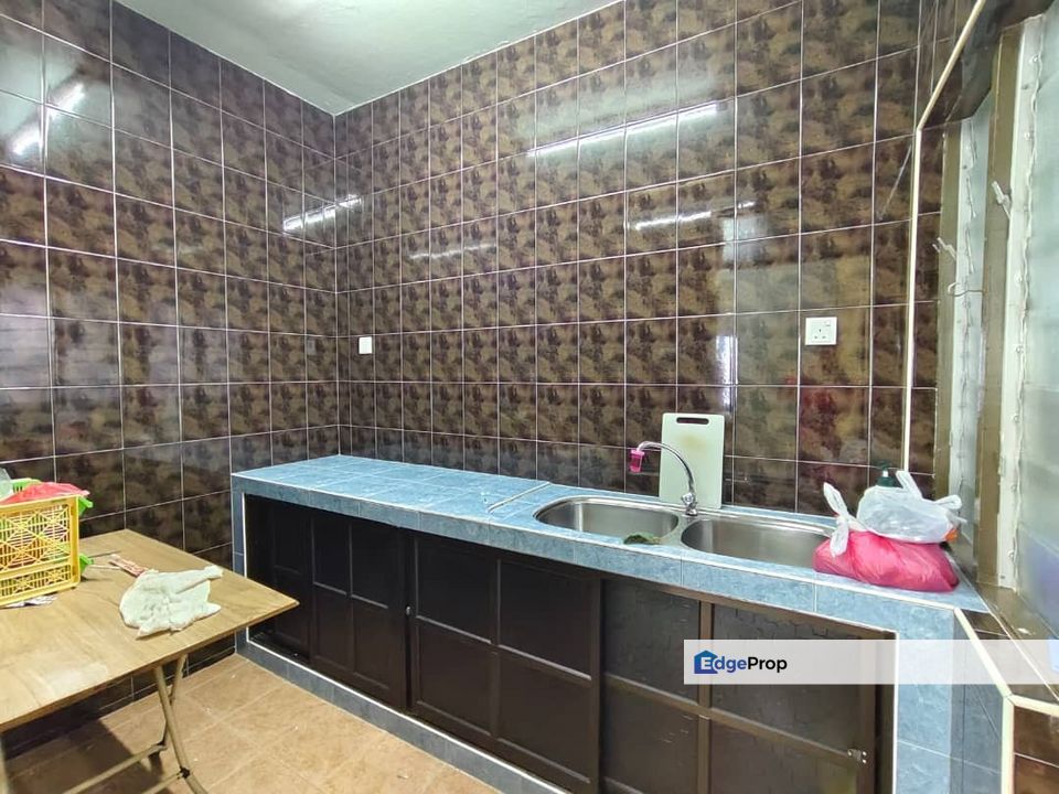 Taman Gaya Flat for RENT‼️, Johor, Ulu Tiram