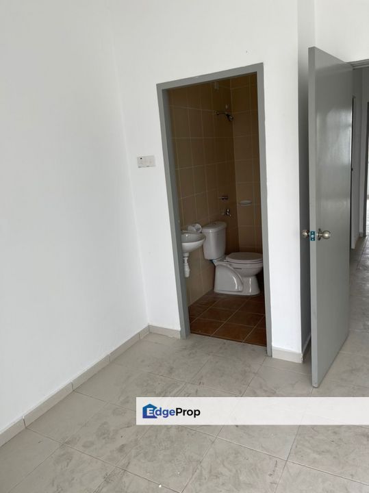 Scientex Utama 2Storey House for Sale‼️, Johor, Senai