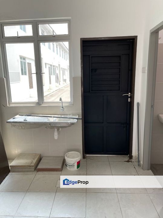 Scientex Utama 2Storey House for Sale‼️, Johor, Senai