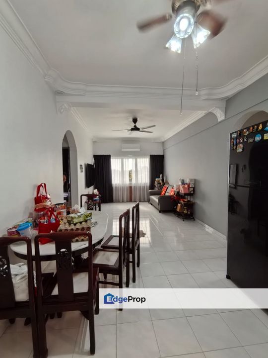 Taman Daya Apartment for Sale‼️, Johor, Johor Bahru