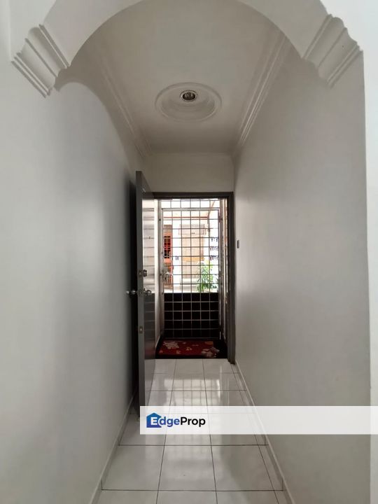 Taman Daya Apartment for Sale‼️, Johor, Johor Bahru