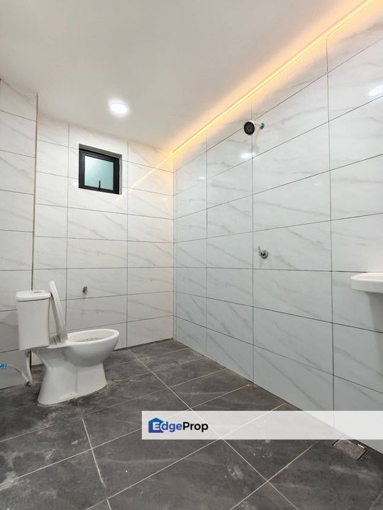 Desa Harmoni（Molek Area）2Storey House for Sale‼️, Johor, Masai