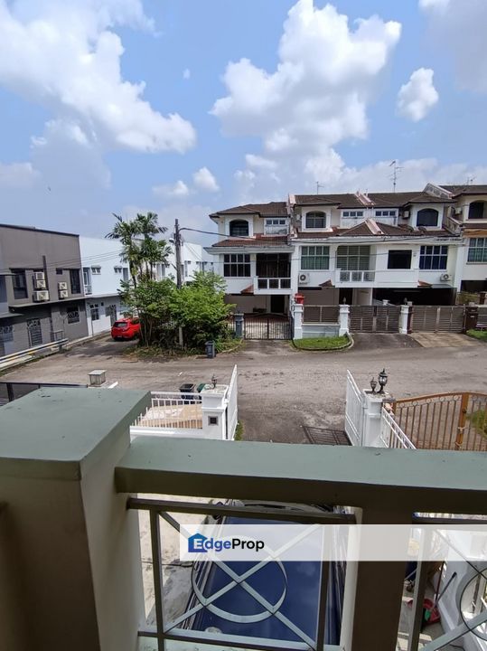 Ulu Tiram Bukit Jaya 2.5Storey House for Rent, Johor, Ulu Tiram