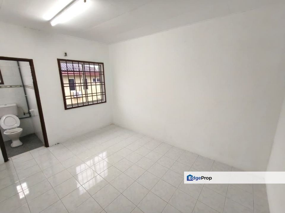 Sri Saujana Kota Tinggi 2Storey House for Sale‼️, Johor, Kota Tinggi