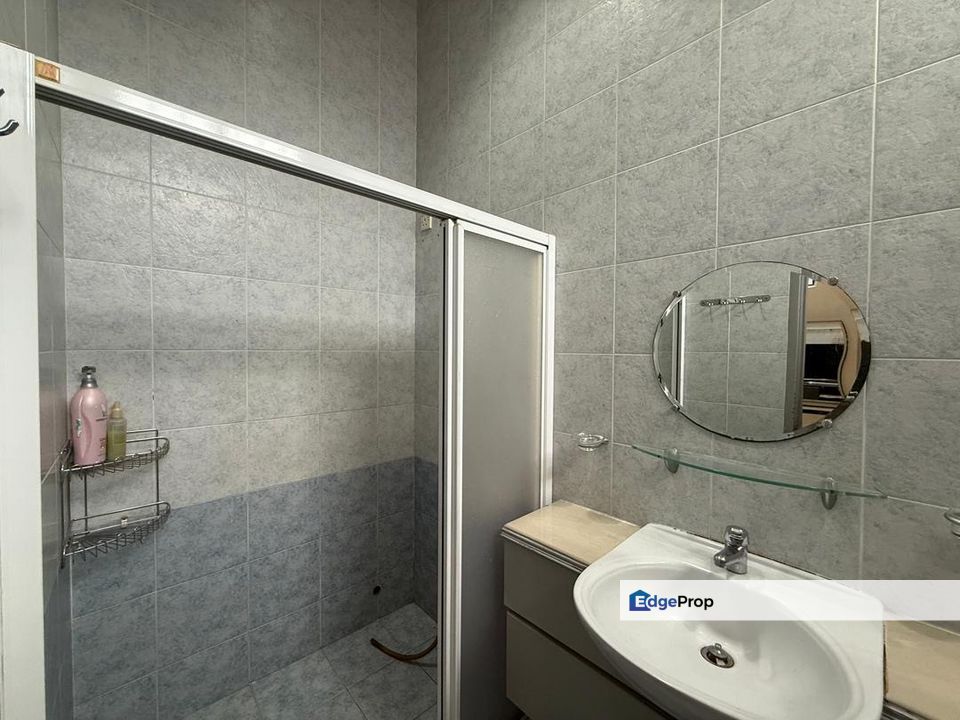 Pelangi Indah 1.5Storey House for Sale‼️, Johor, Ulu Tiram