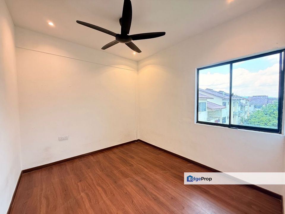 Selesa Jaya Low Cost Flat for sale‼️, Johor, Skudai