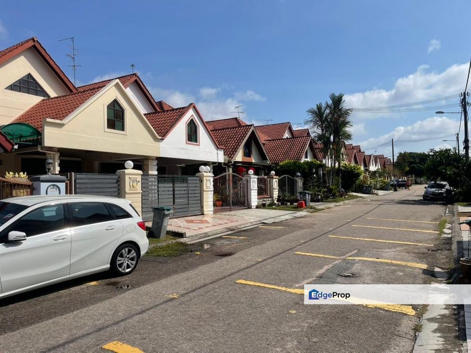 Pelangi Indah 1.5Storey Big Terrace for Sale‼️, Johor, Ulu Tiram