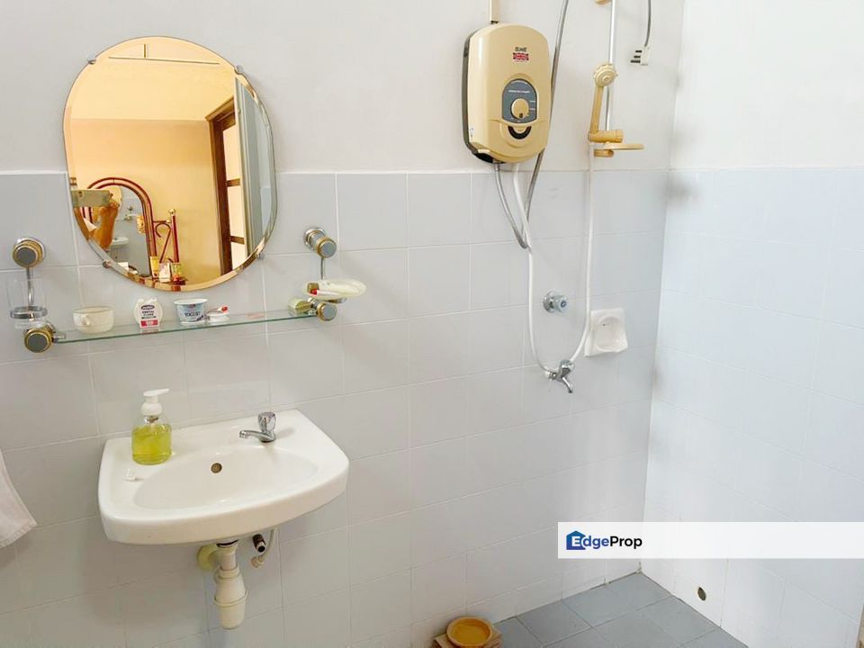 Pelangi Indah 1.5Storey Big Terrace for Sale‼️, Johor, Ulu Tiram