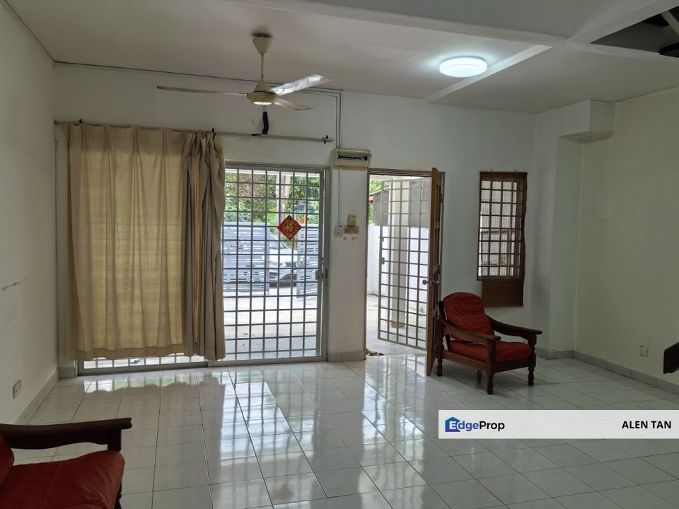 2 Storey house, Lestari Putra (LEP6), Selangor, Puchong South