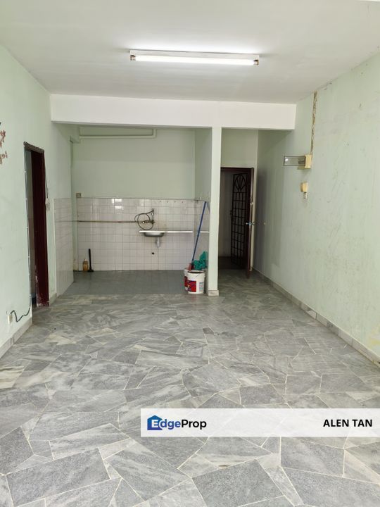 Sri Anggerik 1 Apartment, puchong jaya, Selangor, Puchong