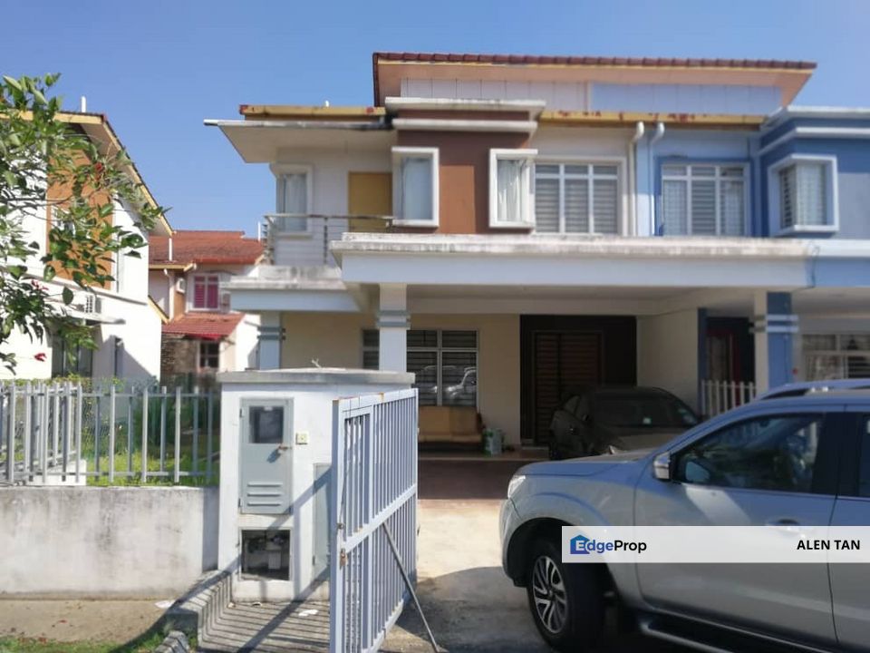 2 Storey Semi-detached house, Taman Kirpark Puchong , Selangor, Puchong