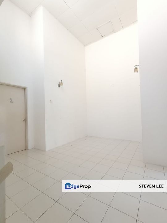 Taman Ivory, Kota Emerald, Rawang 20x75, Selangor, Rawang