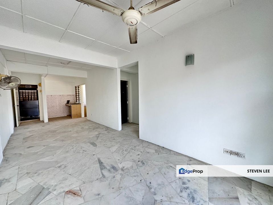 Casa Ria Apartment, Bandar Country Homes, Rawang [Lift With Balcony], Selangor, Bandar Country Homes