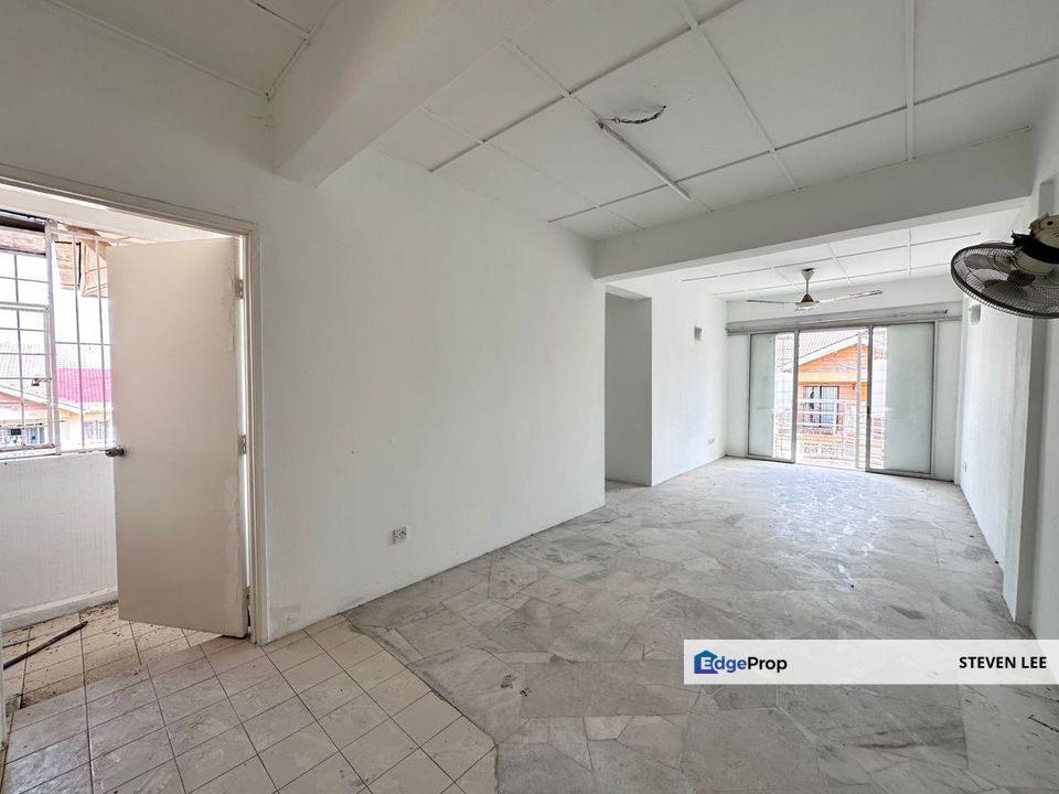 Casa Ria Apartment, Bandar Country Homes, Rawang [Lift With Balcony], Selangor, Bandar Country Homes