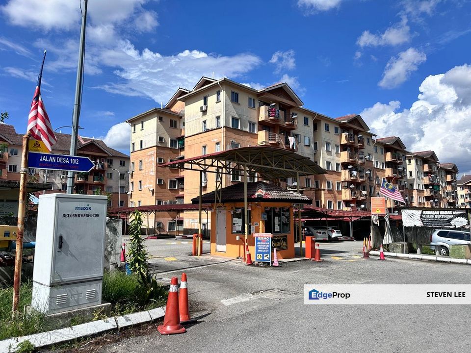 Casa Ria Apartment, Bandar Country Homes, Rawang [Lift With Balcony], Selangor, Bandar Country Homes