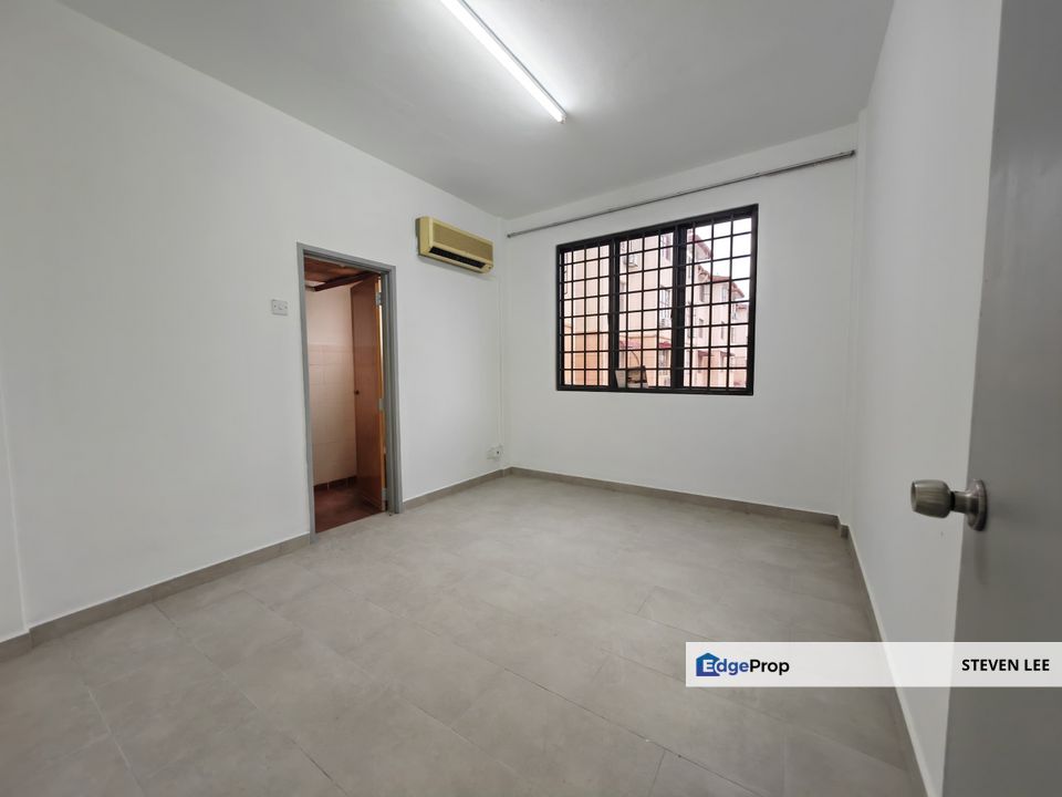 Apartment Las Palmas Blok Nipah, Bandar Country Homes, Rawang [BU 750sf], Selangor, Bandar Country Homes