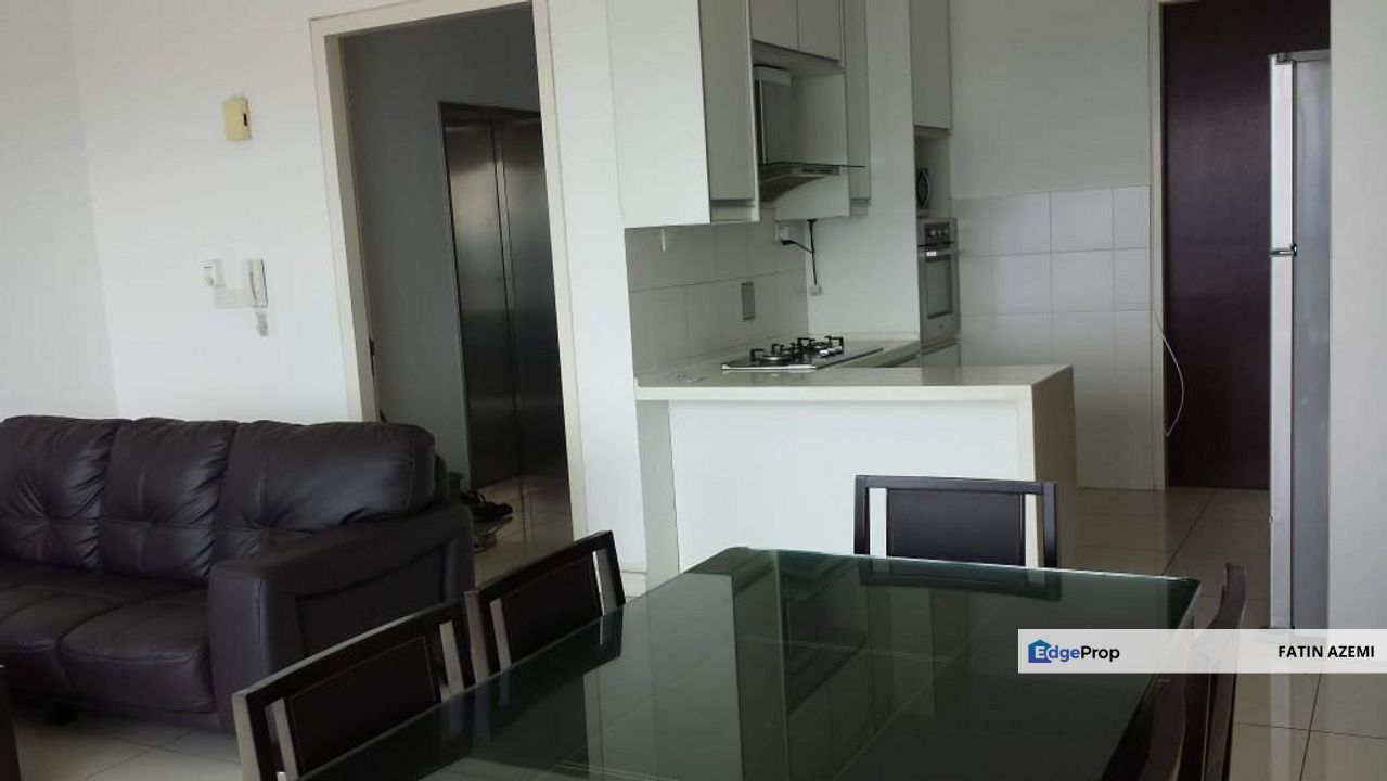 Setia Sky Residences KLCC facing Banjaran Titiwangsa, Kuala Lumpur, KL City