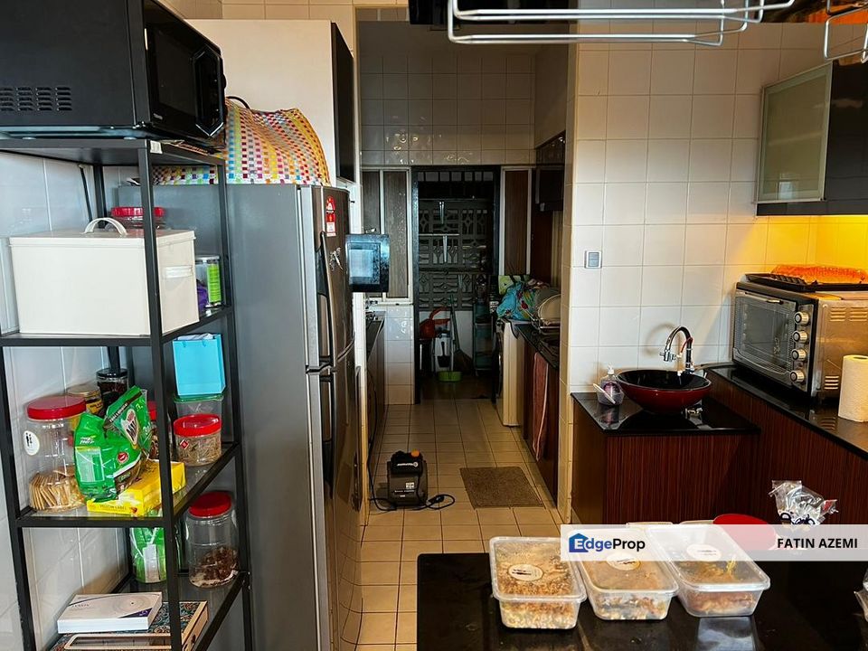 Armanee Terrace 1 Damansara Perdana Petaling Jaya RM 850 000, Selangor, Damansara Perdana