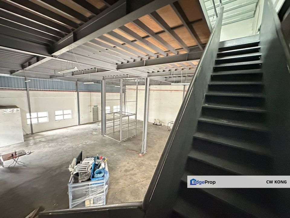 Semi-D Warehouse At Industri Nautical Rawang For Rent, Selangor, Rawang