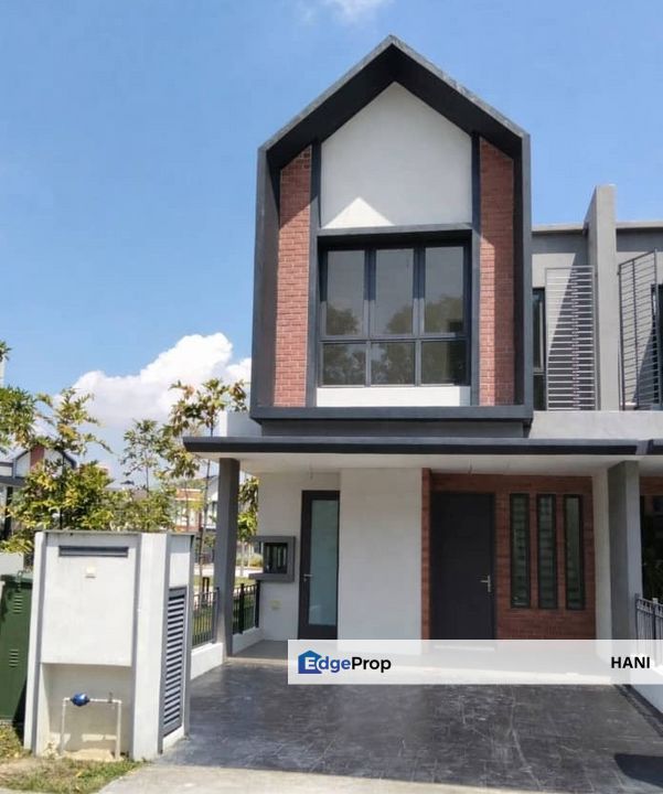END LOT DOUBLE STOREY ILHAM RESIDENCE @ ELMINA CITY FOR SALE, Selangor, Shah Alam