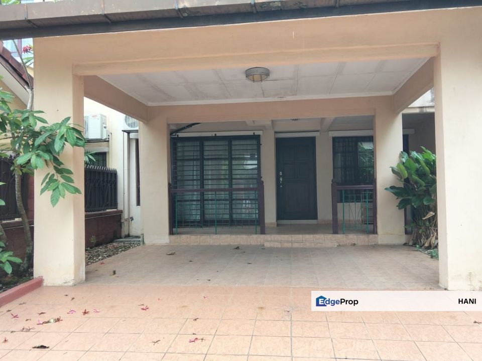 Bukit Jelutong Double Storey Terrace House @ Jalan Adang For Sale, Selangor, Shah Alam