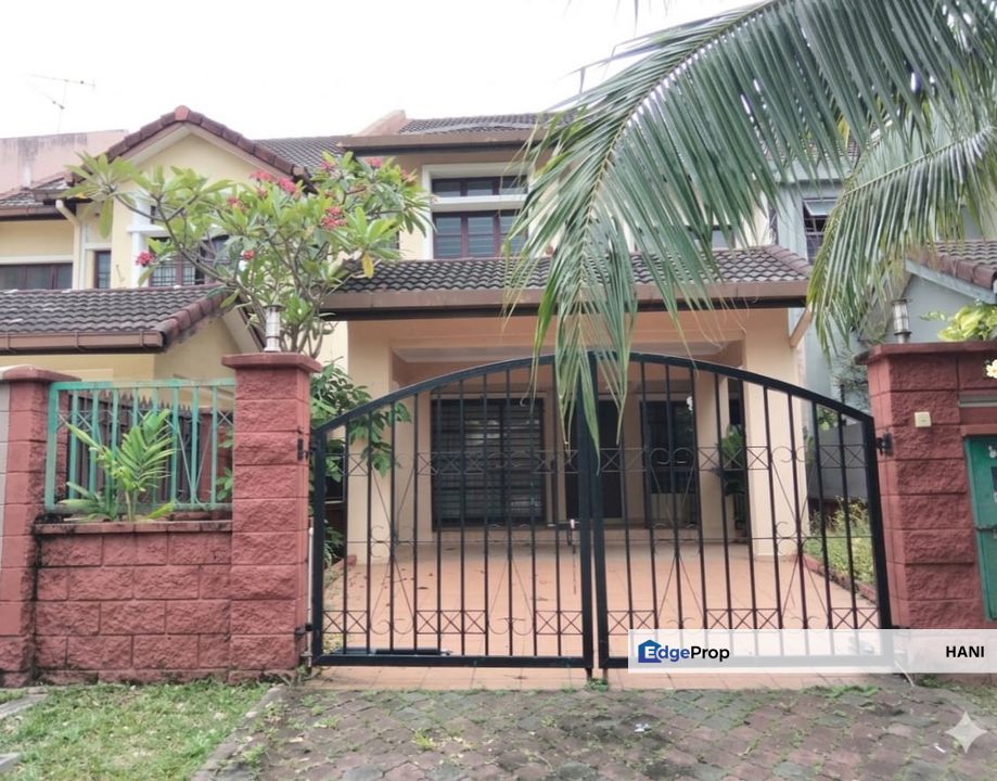 Bukit Jelutong Double Storey Terrace House @ Jalan Adang For Sale, Selangor, Shah Alam