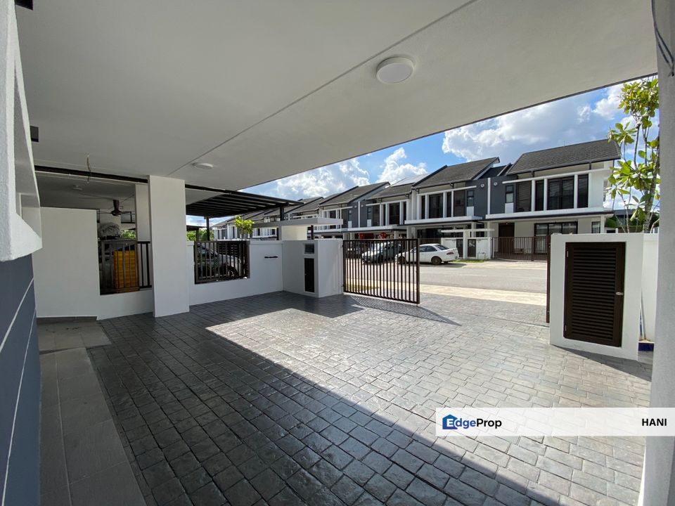 2 Storey End Lot Super Link @ Semanea Hills Denai Alam - With Extra Land, Selangor, Denai Alam