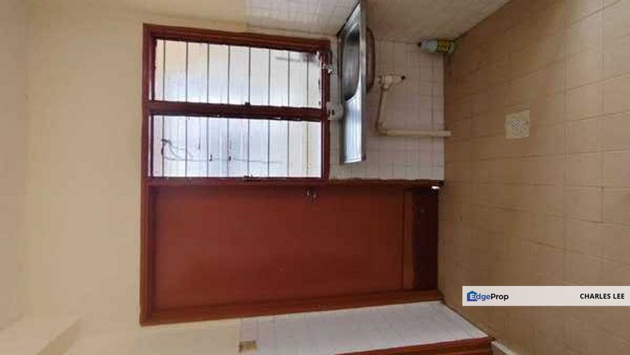 Jalan Bandar 1 Pusat Bandar Puchong Taman Wawasan Puchong Jaya LDP Highway, Selangor, Puchong