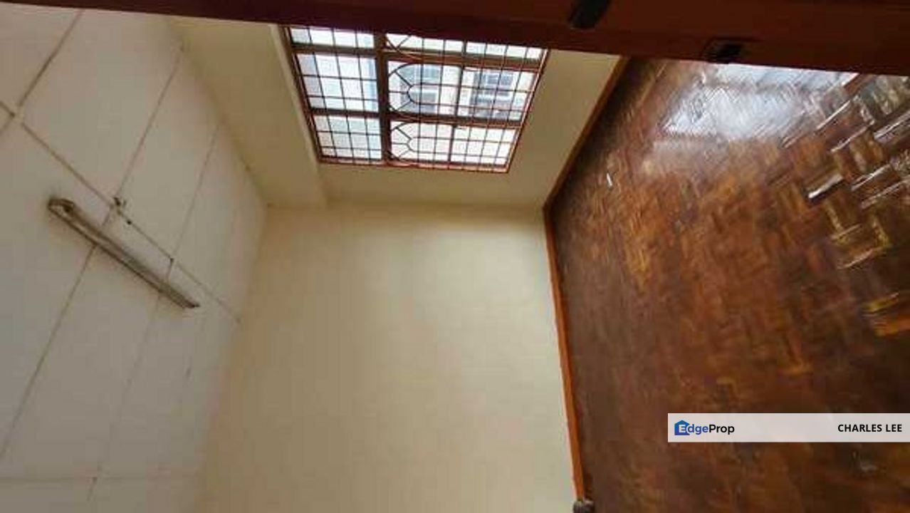 Jalan Bandar 1 Pusat Bandar Puchong Taman Wawasan Puchong Jaya LDP Highway, Selangor, Puchong