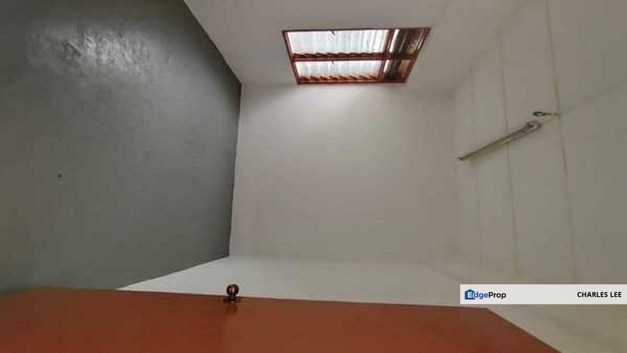 Jalan Bandar 1 Pusat Bandar Puchong Taman Wawasan Puchong Jaya LDP Highway, Selangor, Puchong