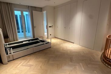 East Residence @ KLGCC