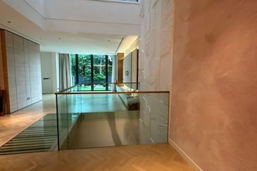 East Residence @ KLGCC