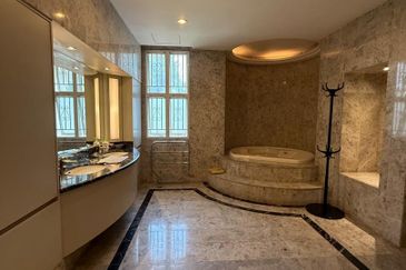 Prestigious Bungalow | Taman Pantai | For Sale