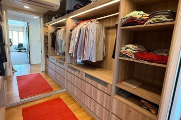 Prestigious Bungalow | Taman Pantai | For Sale